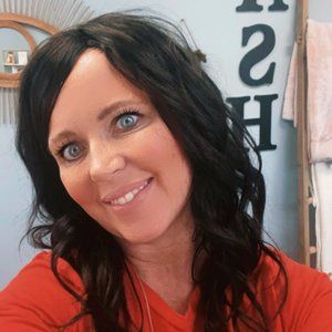 Meet your Posher, Debra